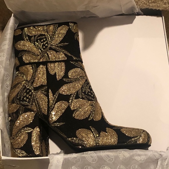 Steve Madden Goldie Gold Sequin Booties - Picture 1 of 3